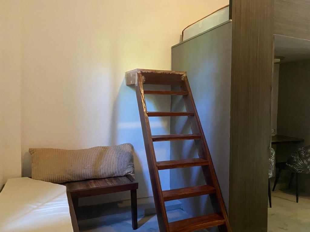 Lexias Hostel And Workspace - Siargao Catangnan Buitenkant foto